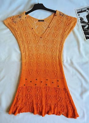 Платье вязаное