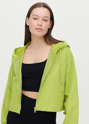 Куртка-вітрівка