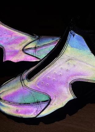 huarache mid iridescent