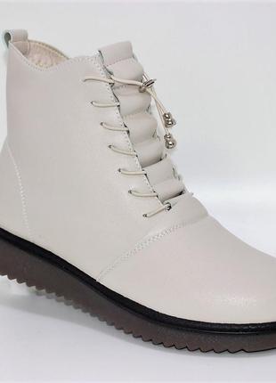 Жіночі зимові черевики на блискавці та гумках