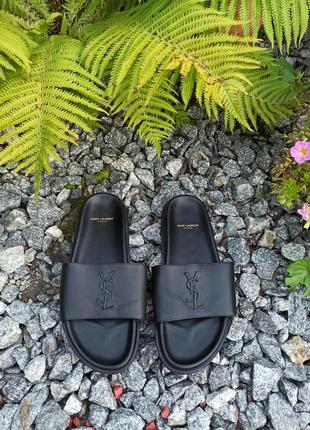 Yves saint laurent