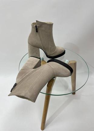 Ботинки из натуральной итальянской кожи и замши женские на каблуке3 фото