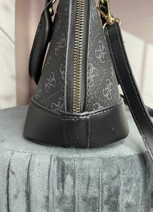 Женская черная сумочка guess black bag, на плечо4 фото