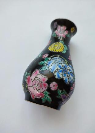 Антикварная фарфоровая чорная мини-ваза, эмалькитай 1900-1940гг7 фото