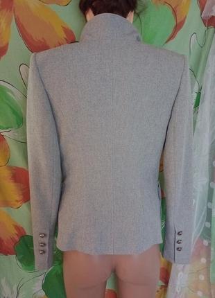 Vual фірмовий піджак/жакет приьаленный у вінтажному стилі сережкового кольору піджачок віскозний8 фото