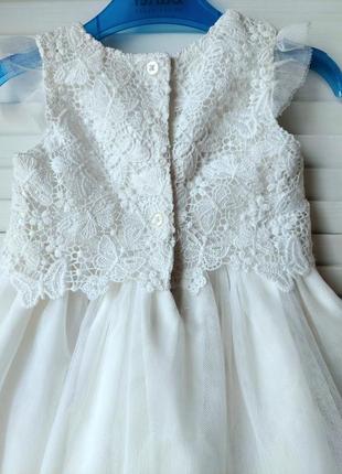 Нарядное белое кружевное фатиновое белое платье на девочку 6-9мес3 фото