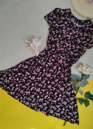 Сукня в квітковий принт.1 фото