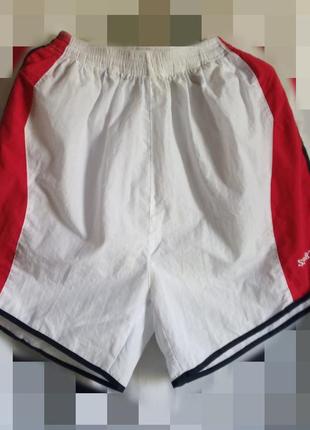 Літні чоловічі  спортивні шорти, тканина плащівка, білі з червоними вставками, тонкі, легкі