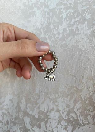 Кольцо с подвеской слоник, слон,  на резинке, перстень3 фото