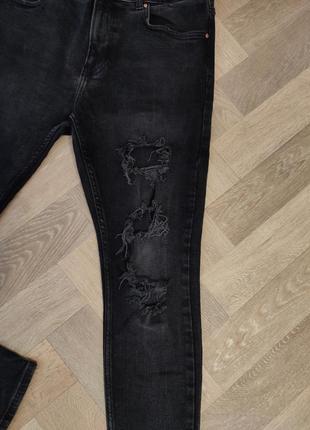 Bershka стретчевые джинсы рваные6 фото