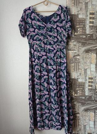 Платье из креп- вискозы, цвет синий в цветы, размер 48-50