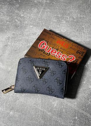 Кошелек в стиле guess