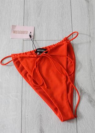 Яскравий, помаранчевий низ купальника missguided