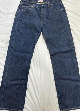 Оригінальні чоловічі джинси levi's straight leg button-fly10 фото