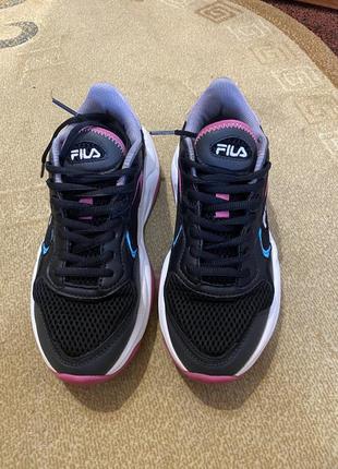 Кросівки fila