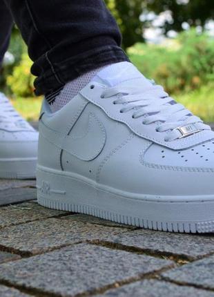 Мужские белые кроссовки nike air force 1 white5 фото