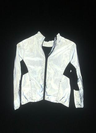 Светоотражающая куртка для девочки 140р