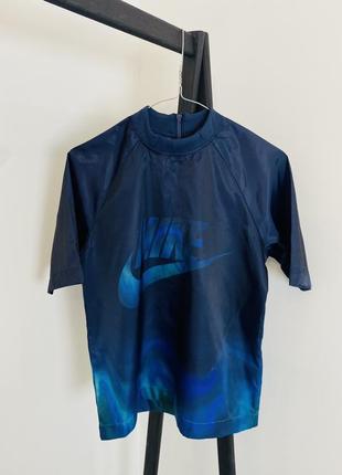 Цікава футболка nike