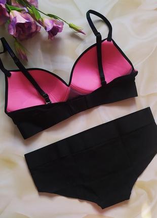 Невероятно красивый комплект белья со стразами pink victoria secret4 фото