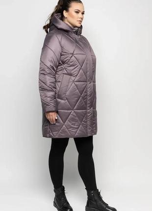Женская батальная зимняя куртка с планкой и капюшоном, р 54-701 фото