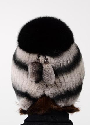 Женская зимняя меховая бини шапка из меха кролика с помпоном из меха песца4 фото