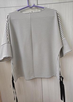 Стильна блуза оверсайз з зав'язками з боків, р.52-54/uk184 фото