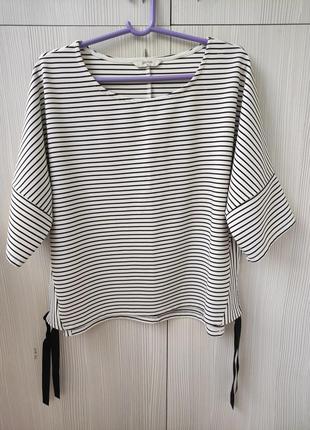 Стильна блуза оверсайз з зав'язками з боків, р.52-54/uk182 фото