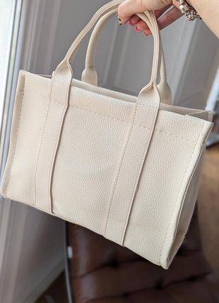 Жіноча сумка шопер а4 велика молочна tote bag marc jacobs5 фото