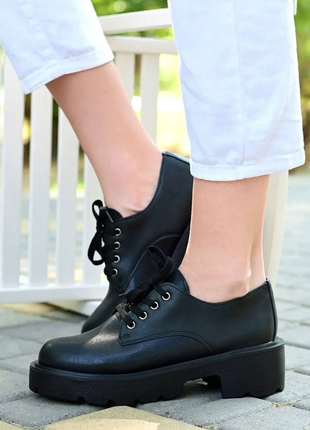 Туфли женские черные на шнуровке т17051 фото