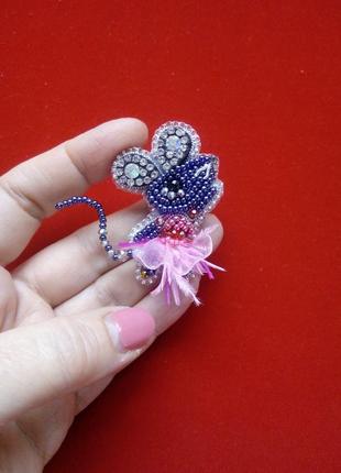 Металева мишка брошка - символ 2020 року на щастя й удачу