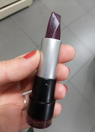 Помада flormar extreme matte (chic violet)1 фото