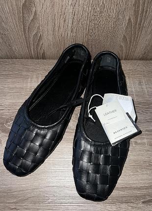 Шкіряні туфлі балетки в стилі bottega veneta