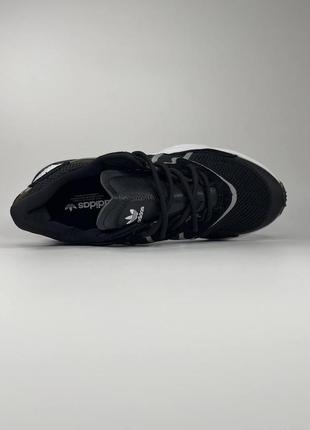 Мужские кроссовки adidas ozweego (черные с белым)8 фото