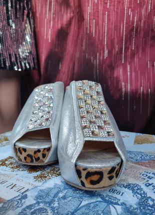 Сабо, шльопанці, босоніжки стан нових.дуже класно на сонці переливаються☺️