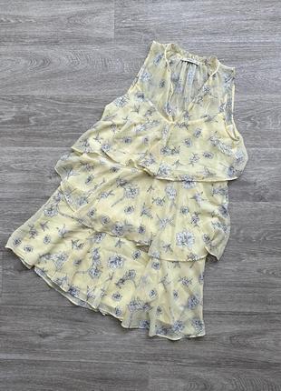 Стильное летнее легкое платье мини в цветочный принт шифоновое с оборками mango 38/m8 фото