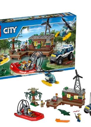 Конструктор lego city болотное укрытие преступников (60068)