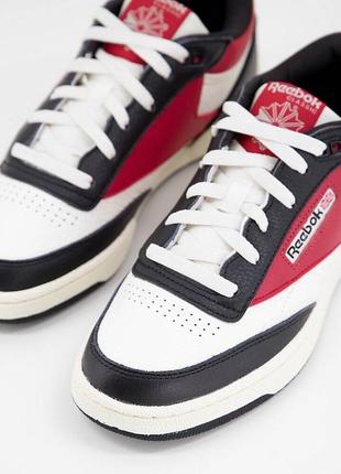 Reebok club c mid ll trainers in red and black - exclusive to asos

40-41 розмір7 фото