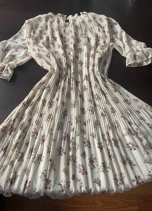 Платье