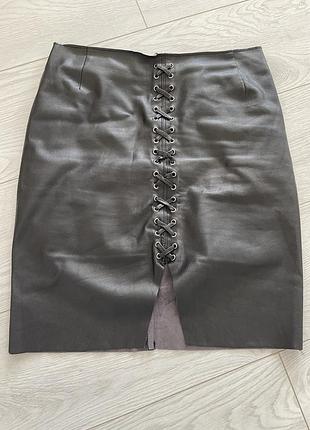 Юбка из эко кожи