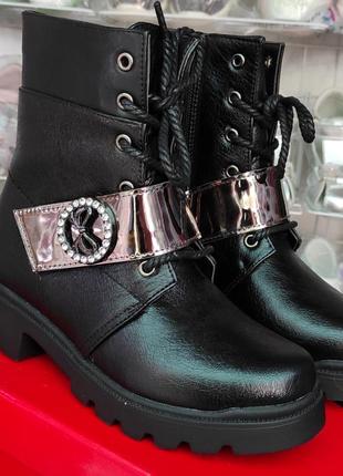 Зимние черные модные ботинки на каблуке для девочки