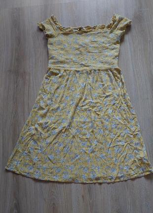 Платье летнее, желтое с принтом3 фото
