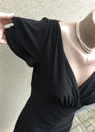 Чёрное платье,на запах по груди,маленький размер,оригинал,2 фото