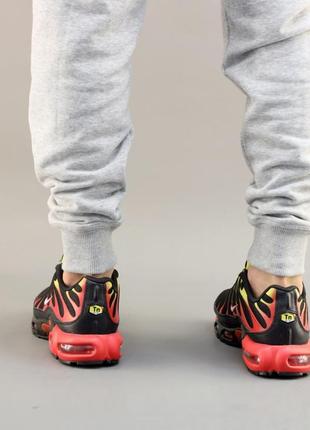 Мужские кроссовки nike air max plus tn+ black red yellow 41-42-43-452 фото