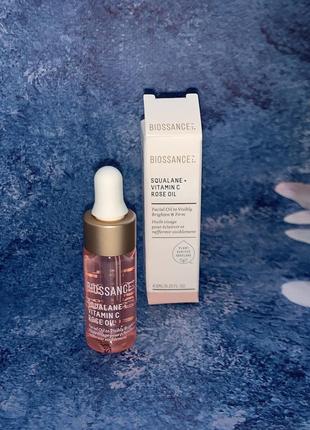 Олія для обличчя з вітаміном с biossance squalane + vitamin c rose oil масло