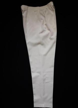 Стильные стрейчевые зауженые к низу брюки в мелкую полоску высокая посадкаresponse designs7 фото