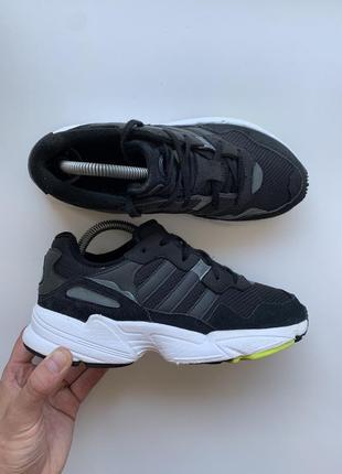 Кроссовки adidas yung-961 фото