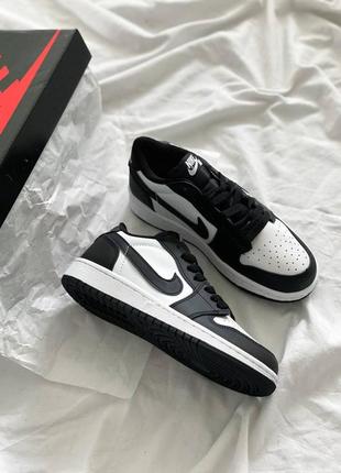 Кросівки nike air jordan retro 1 black white low4 фото