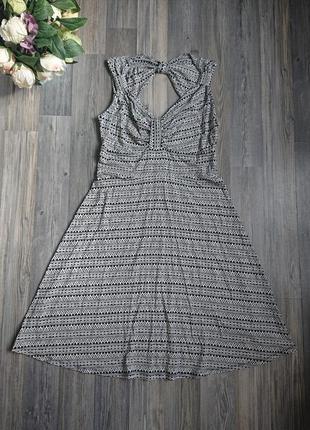 Красиве жіноче сукня віскоза в чорний аранмент сарафан розмір 44/46/48