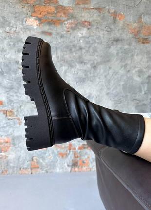 Ботинки женские кожаные зимние, натуральная кожа, фабричные, черные9 фото