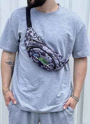 Бананка через плече чоловіча "трактор та танк" камуфляж сіра сумка поясна сумка спортивна